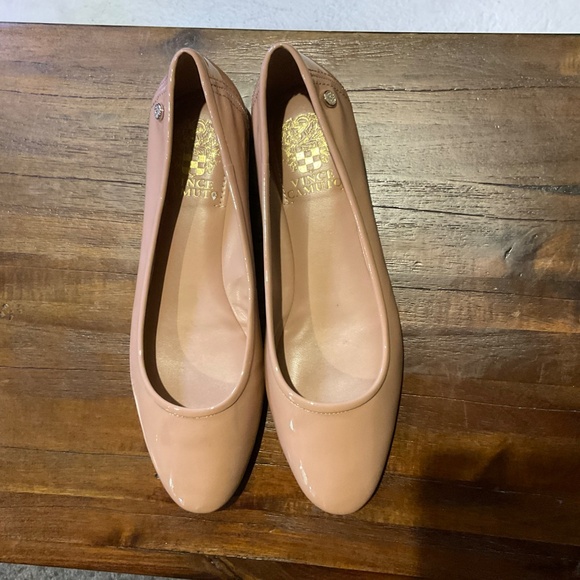 VINCE CAMUTO MINNDY FLATS  SIZE 7M NEW WITHOUT BOX - Picture 3 of 7